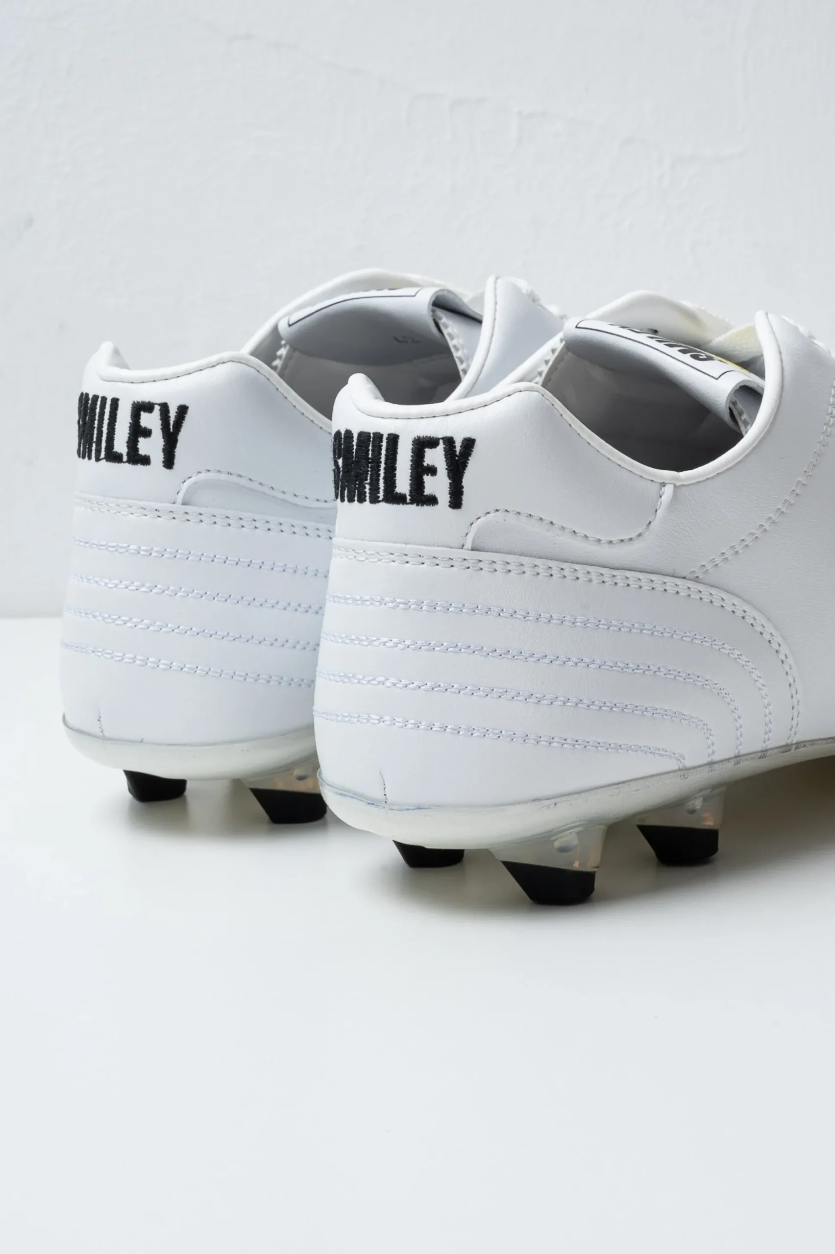 Pantofola d'Oro Lazzarini 2.0 Eco Football Boot - Smiley Edition Shop